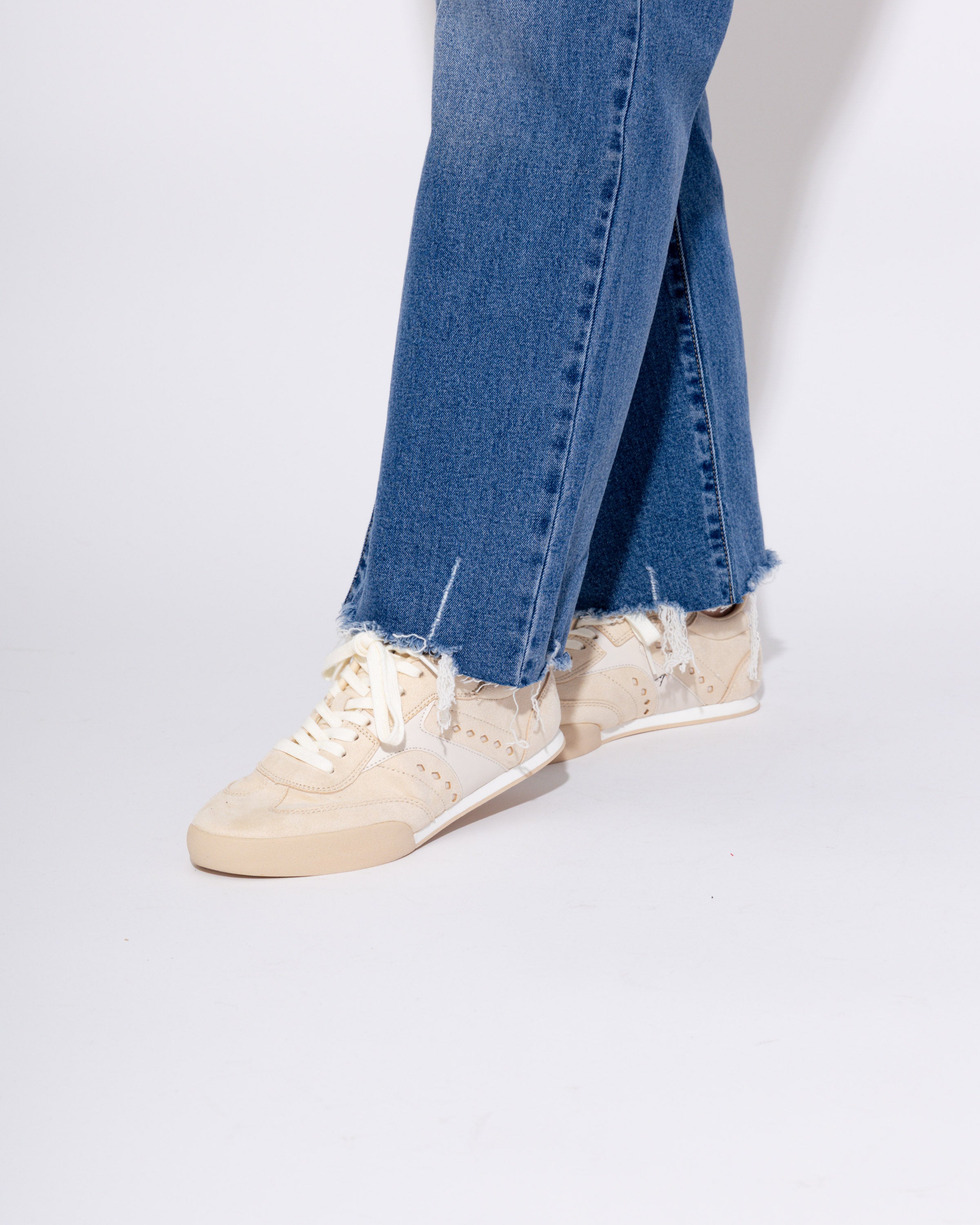 Raven Sneaker in Beige