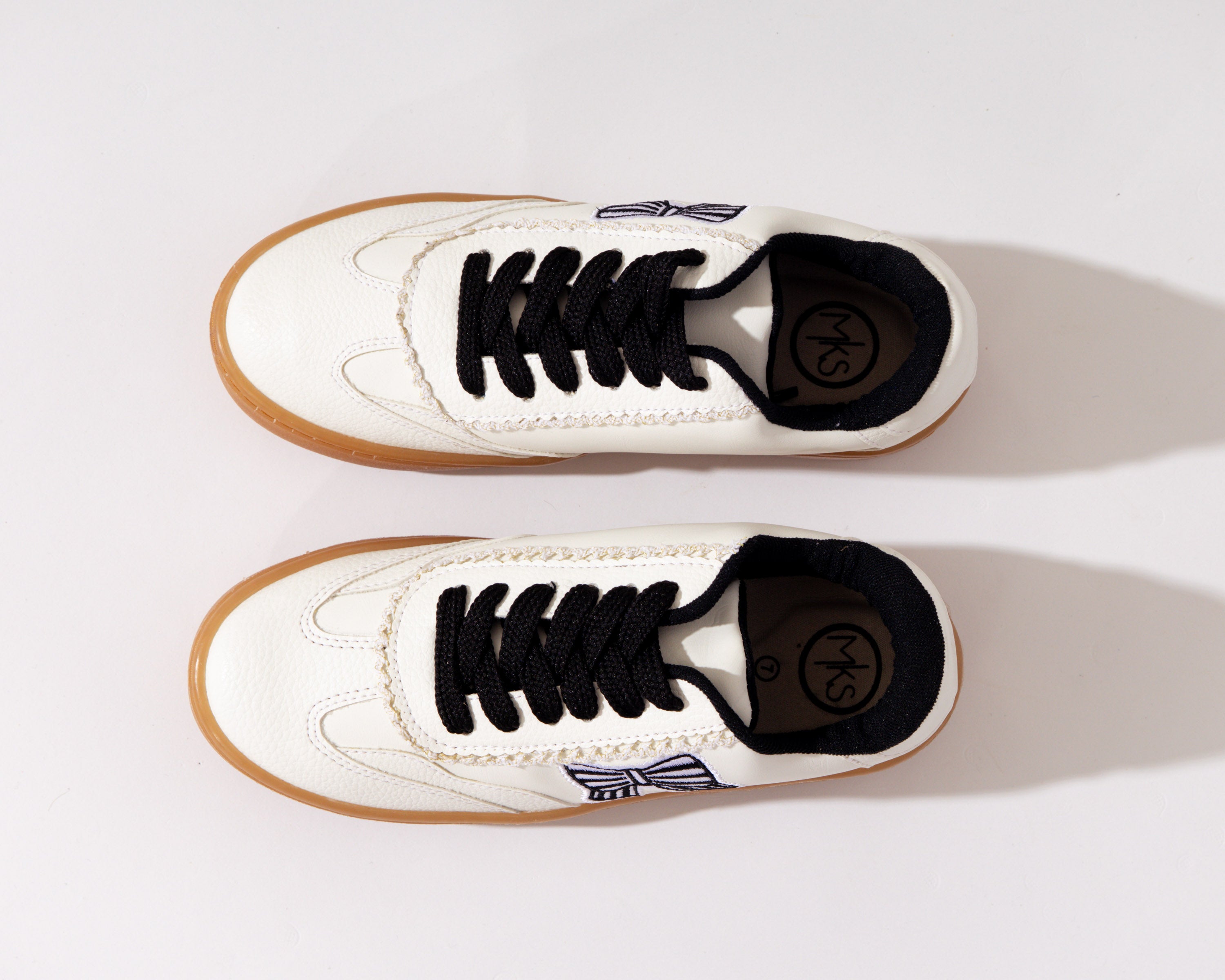 Bows and Go Sneaker in Black