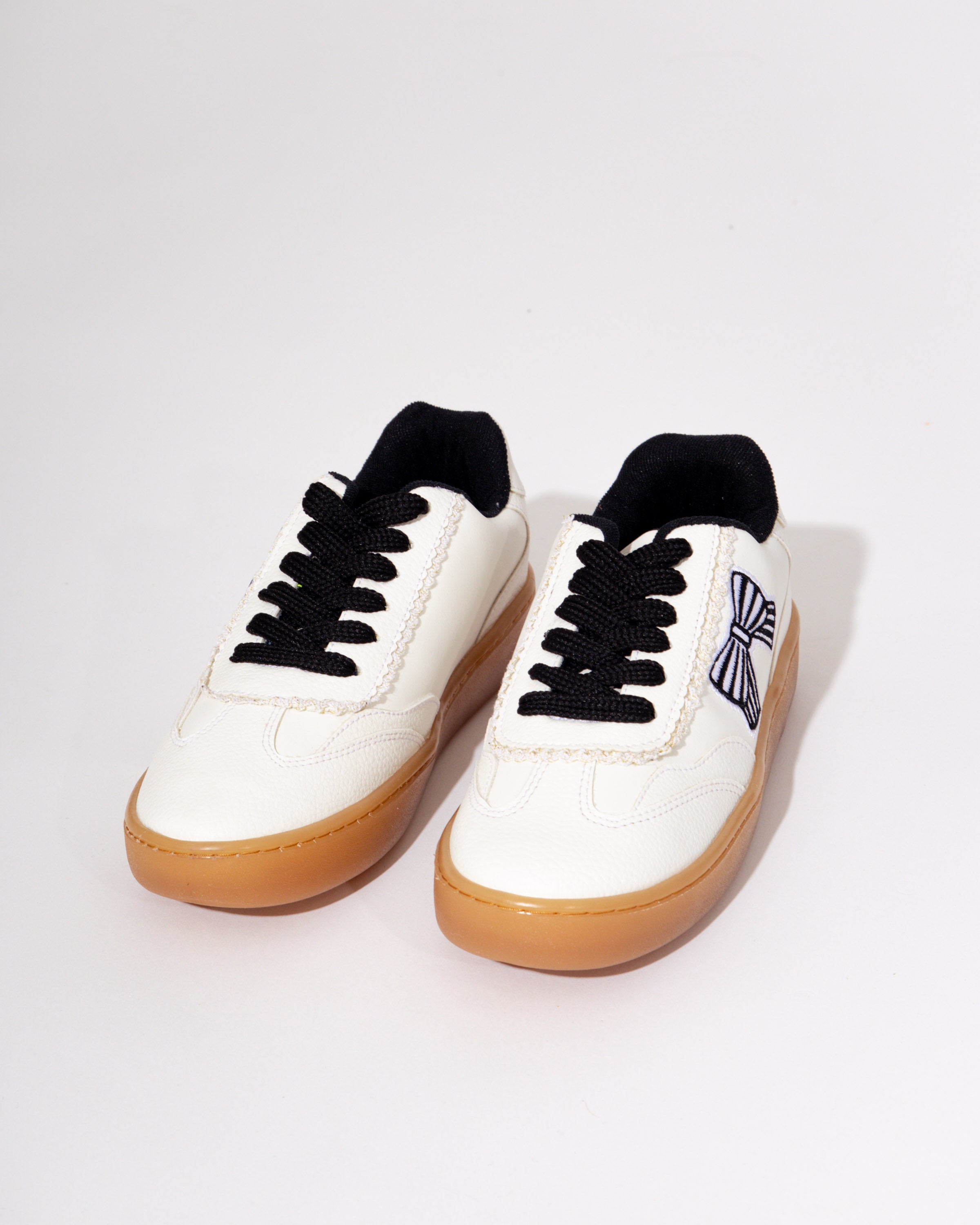Bows and Go Sneaker in Black