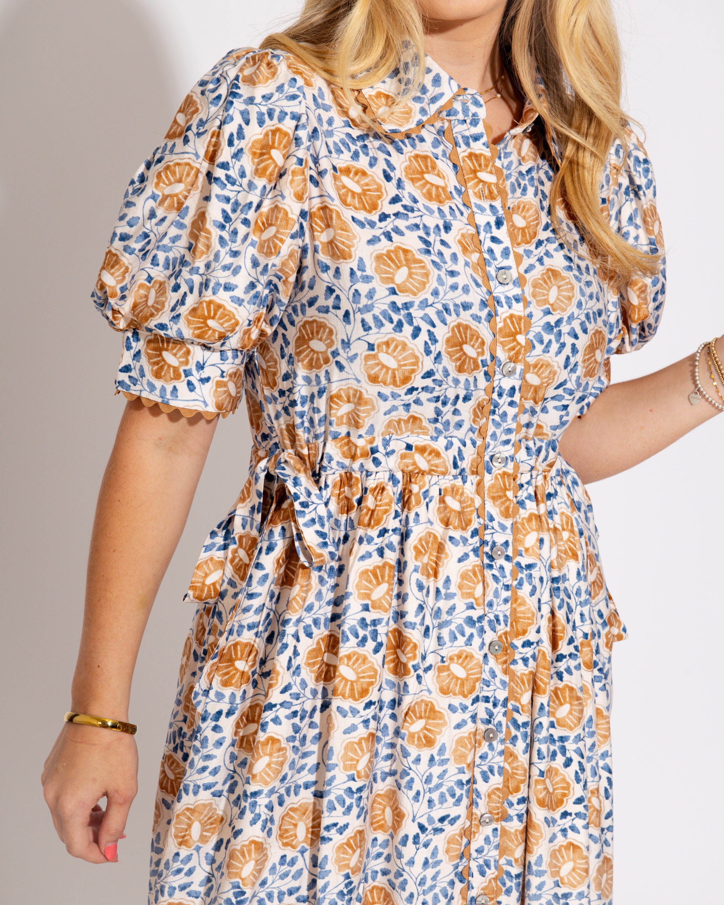 The Floral Breeze Midi Dress in Camel