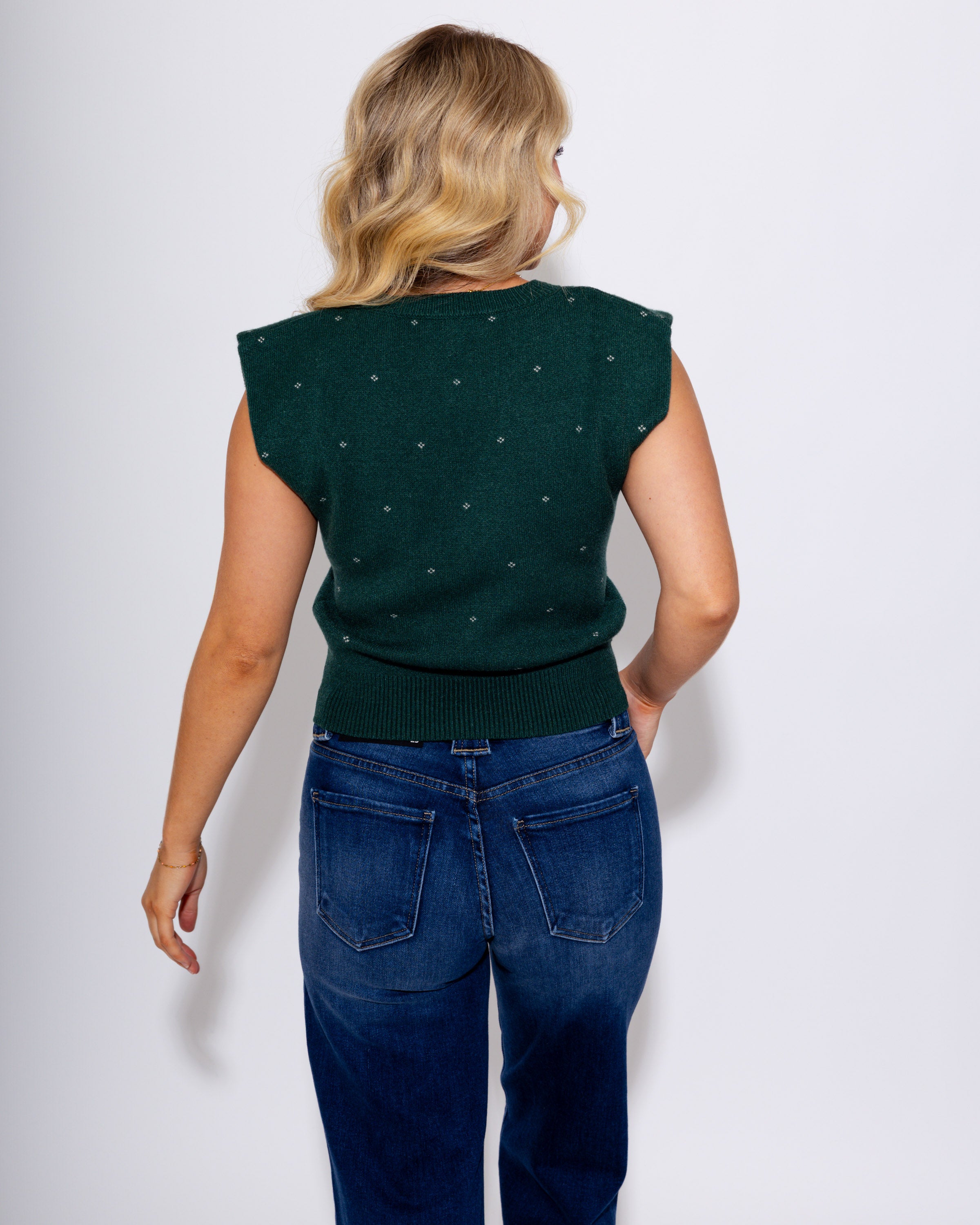 Sleeveless Ginger Bread Sweater Top