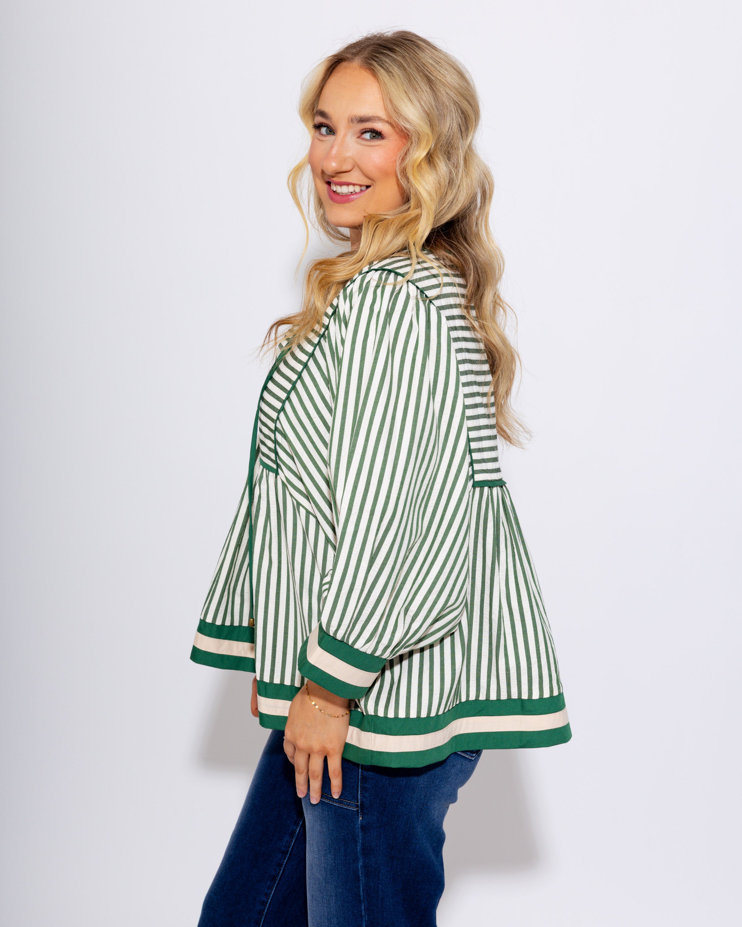 The Stripe Play Popover Top