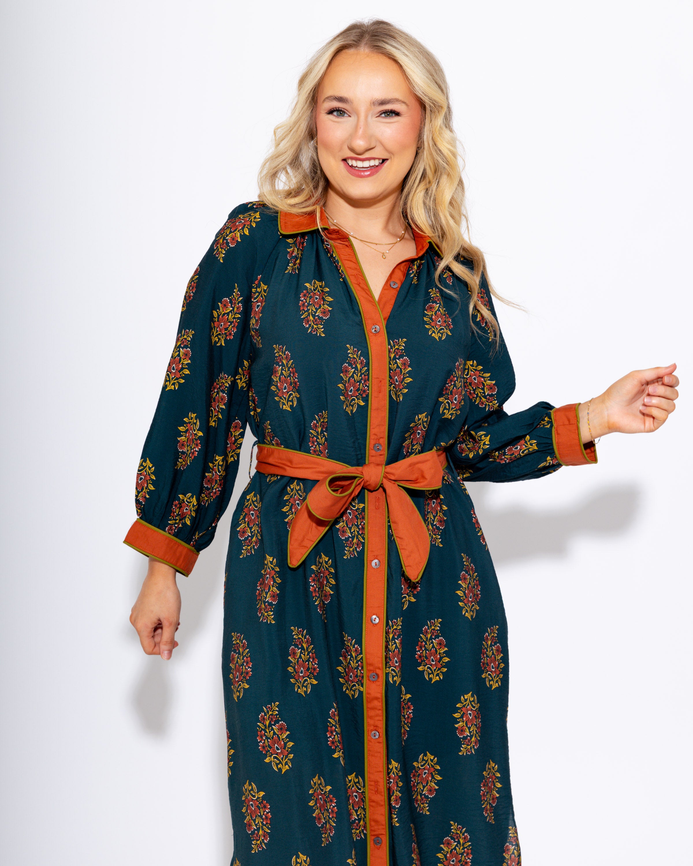 Garden Charm Contrast Trim Midi Dress