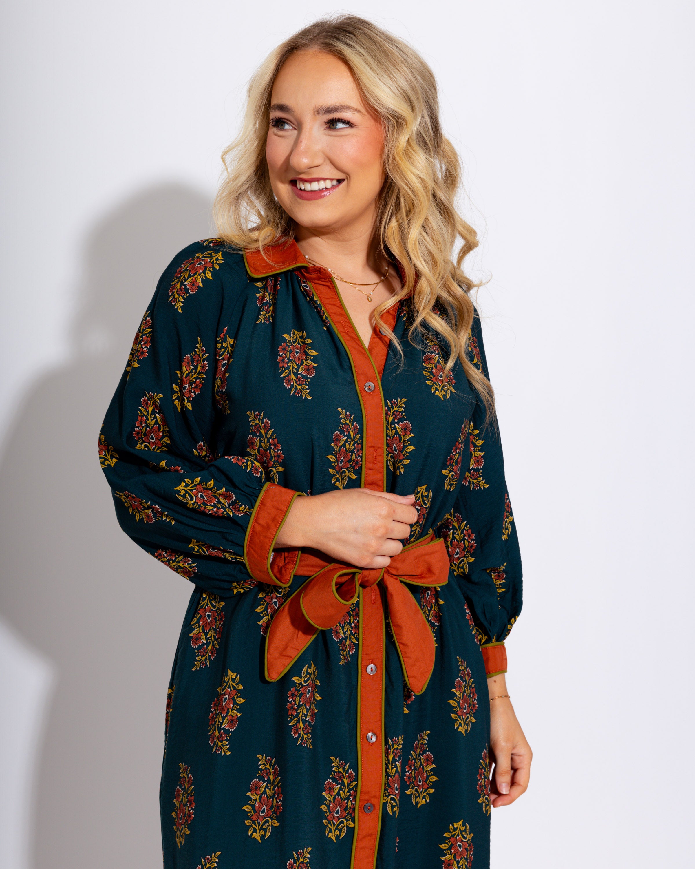 Garden Charm Contrast Trim Midi Dress