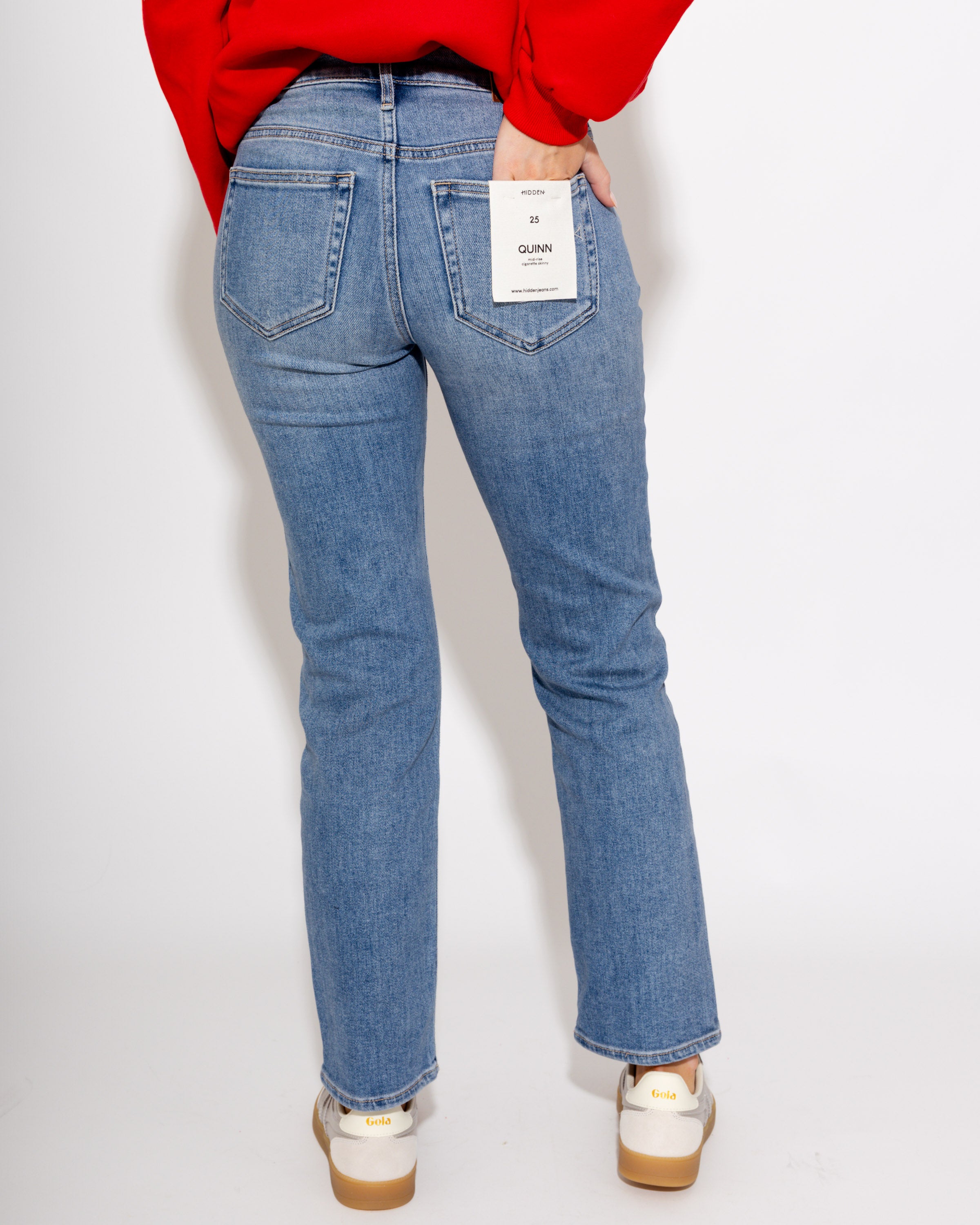 Quinn Medium Light Stretch Cigarette Skinny Jeans